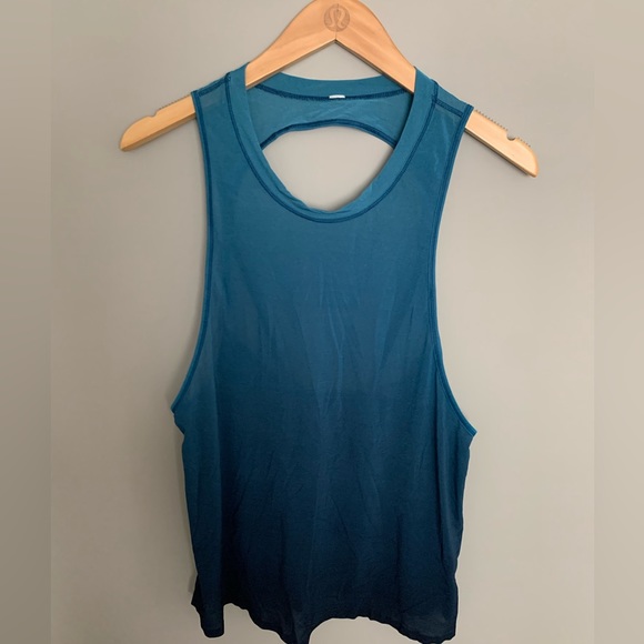 RARE EUC 🌟Lululemon Chase Me Tank Vertical Ombre Prewheeze Tank Whirlpool Jaded - Picture 6 of 7